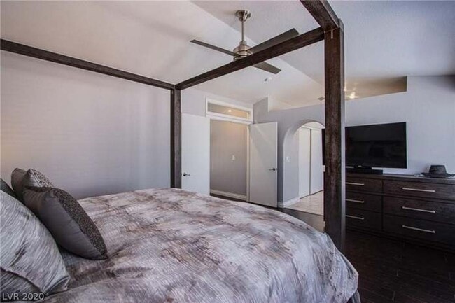Building Photo - Summerlin Beauty! Unfurnished