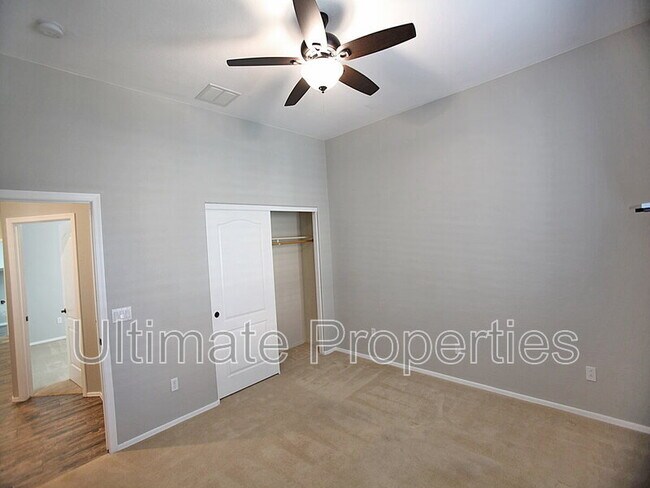 Building Photo - 16178 N 180th Ln