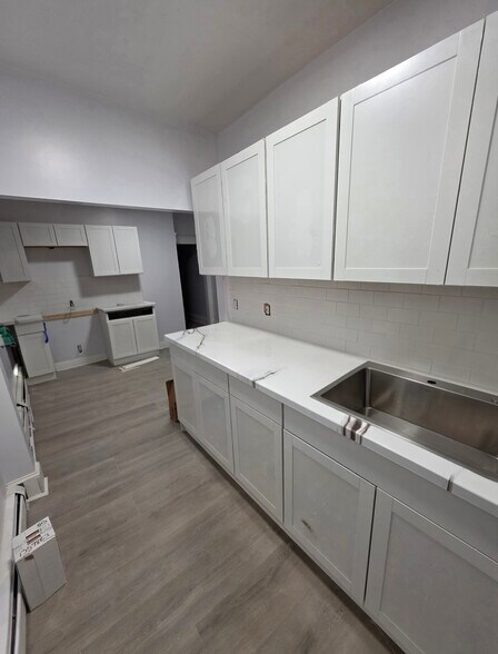 Building Photo - 267 New York Ave