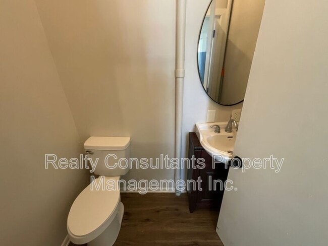 Building Photo - 508 Denny St