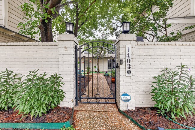 Building Photo - 14030 Cashel Forest Dr