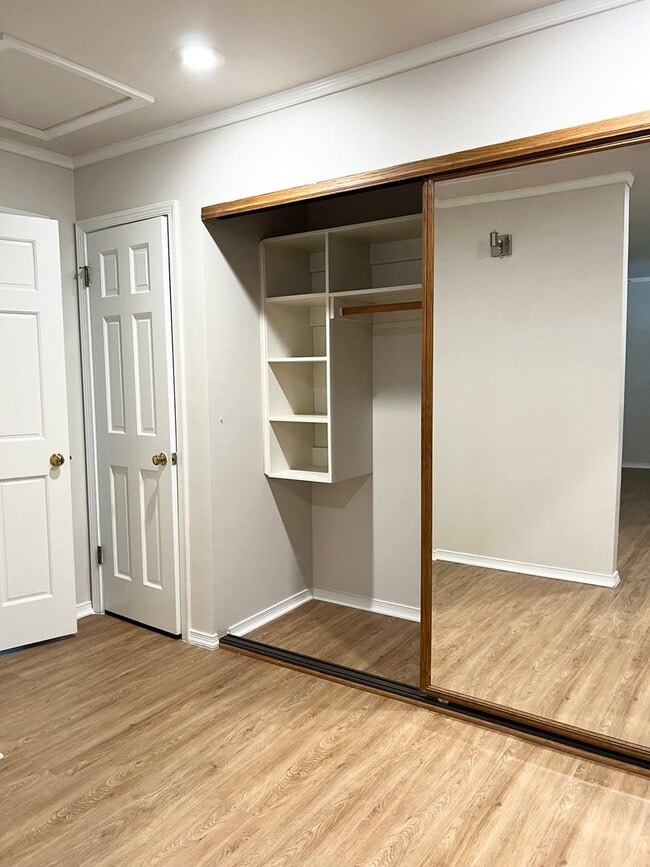 Building Photo - 3205 George Cir