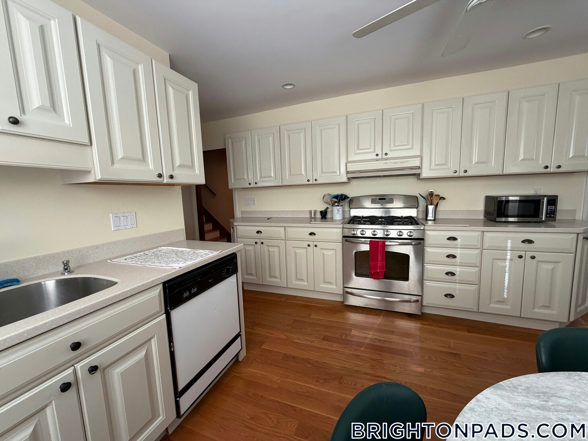 Building Photo - 18 Newcastle Rd