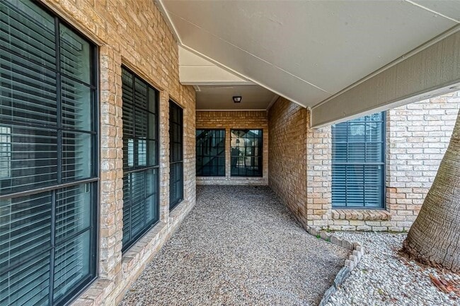 Building Photo - 3127 Ashfield Dr