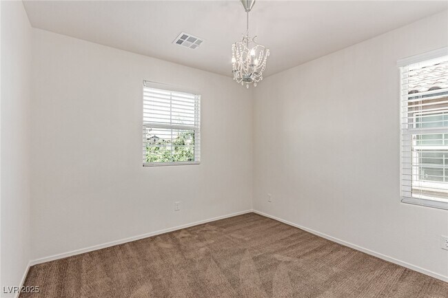 Building Photo - 386 Ambitious St