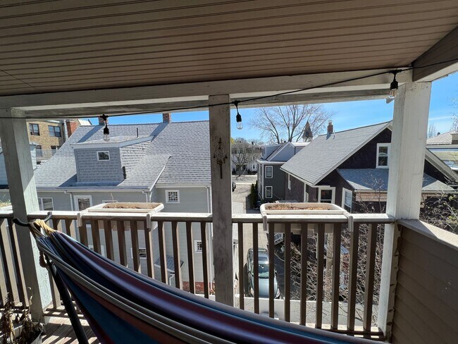 Building Photo - 21 Chandler St