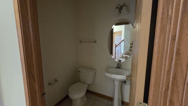 Building Photo - 434 Vaughn Cir