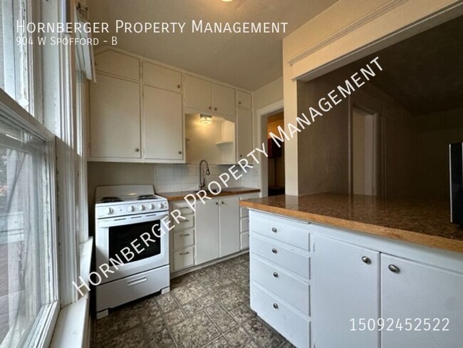Building Photo - Spacious 1 Bed 1 Bath Apartment In North S...