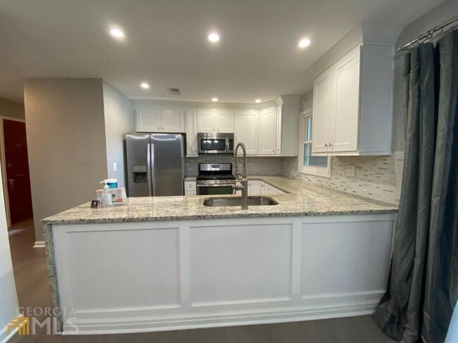 Building Photo - 279 Quail Run