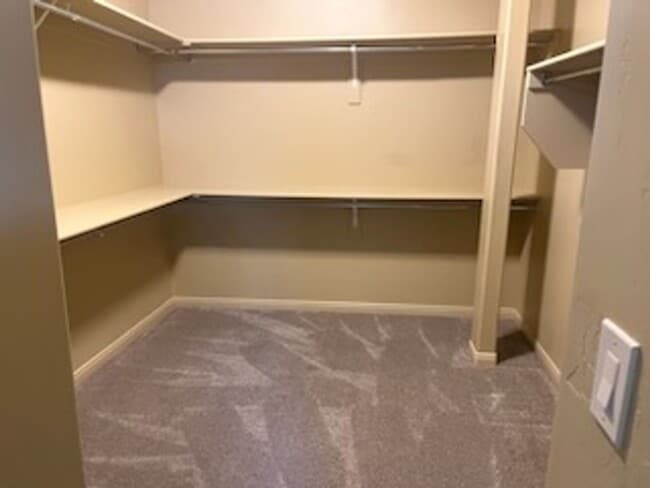 Building Photo - Spacious & Stylish 4-Bedroom Home with 3-Car Garage