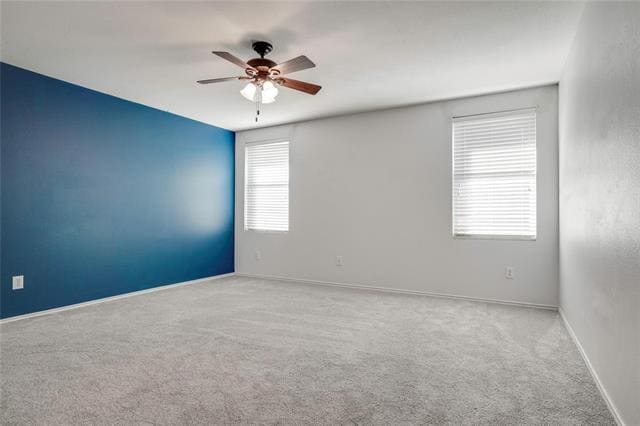 Building Photo - 3054 Fallbrook Dr