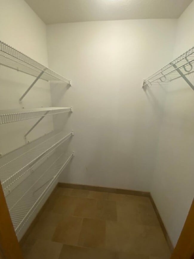 Building Photo - 3044 SW Sharmin Ln