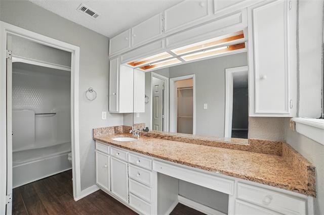 Building Photo - 208 Grace Ln