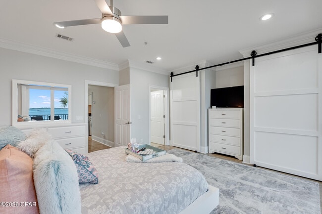 Building Photo - 3827 Mariner Dr