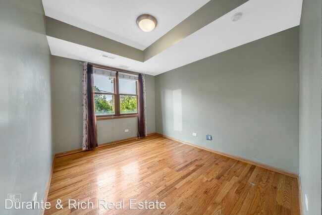 Building Photo - 3 br, 2 bath House - 3246 W Warren Blvd Un...