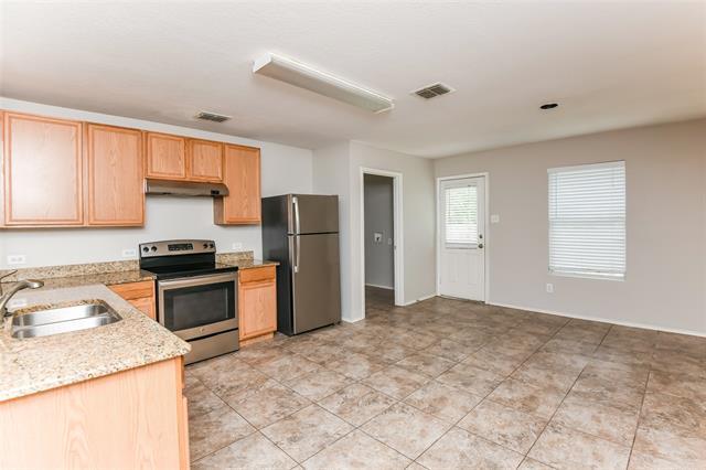 Building Photo - 1601 Queens Brook Ln