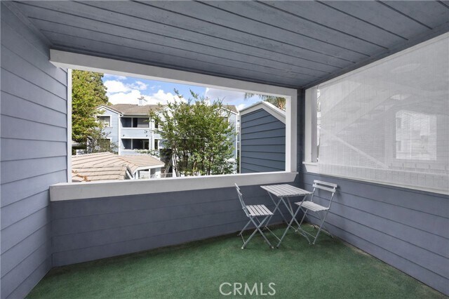 Building Photo - 111 S Lakeview Ave