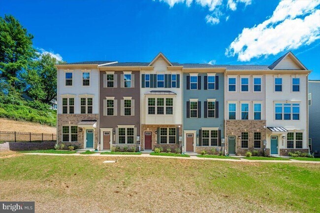 Building Photo - 19822 Habitat Ter