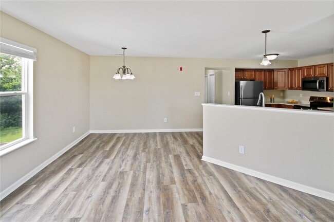 Building Photo - 42 Stonewall Creek Ct