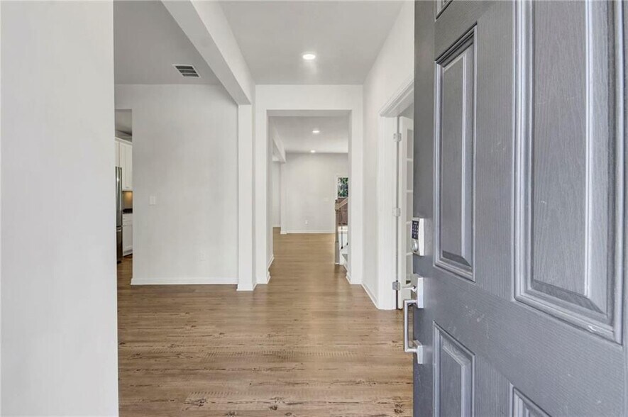 Building Photo - 3509 Pickens Lndg Dr