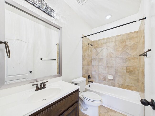 Building Photo - 2624 Outlook Ridge Loop