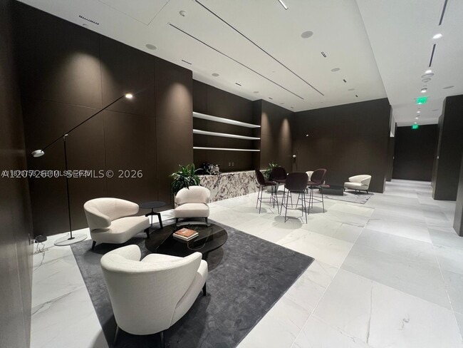 Building Photo - 300 Biscayne Blvd