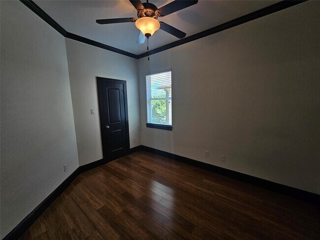 Building Photo - 6724 Keats Ave