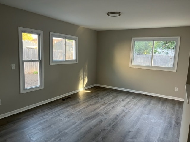 Building Photo - 162 Heathgate Rd