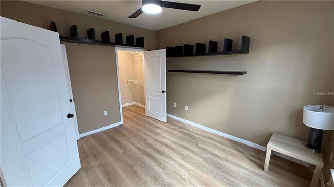 Building Photo - 10414 Villa View Cir