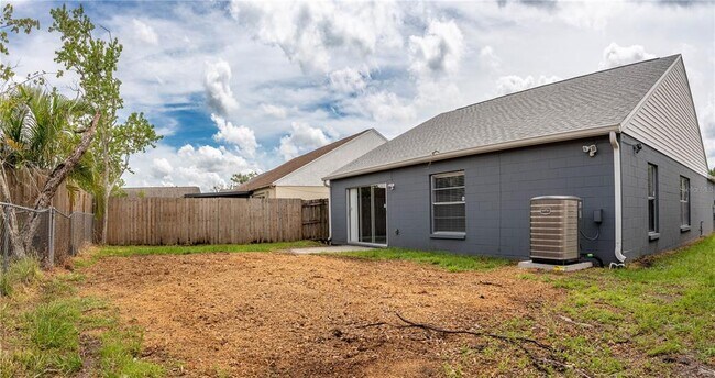 Building Photo - 8273 Cascade Oaks Dr