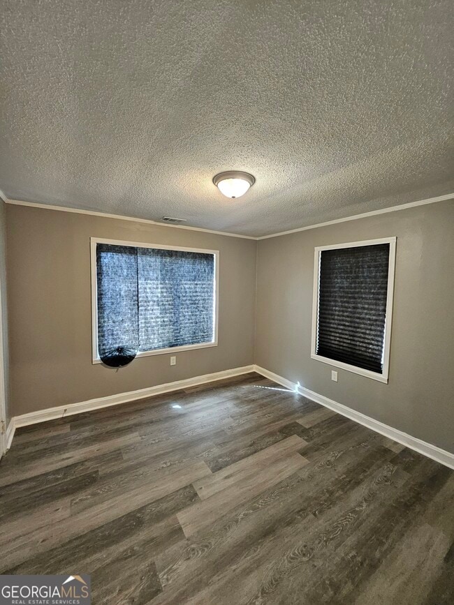 Building Photo - 521 Meriwether St