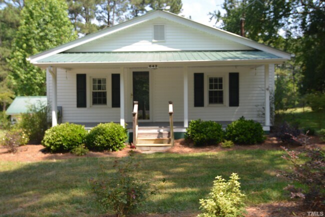 Building Photo - 643 Mt Pisgah Church Rd