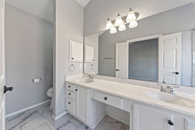 Building Photo - 128 Overbrook Dr