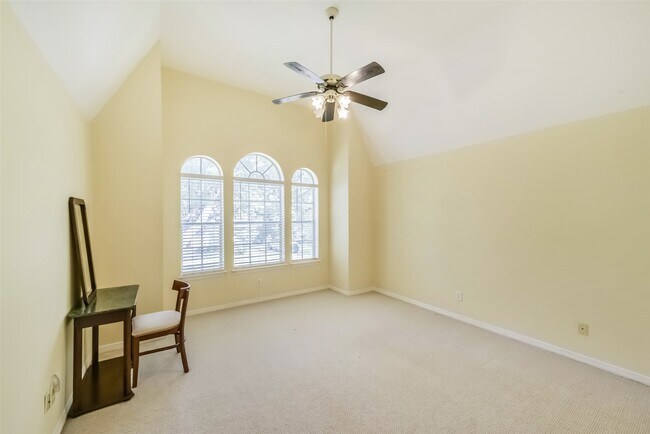 Building Photo - 1706 Galleon Oaks Dr