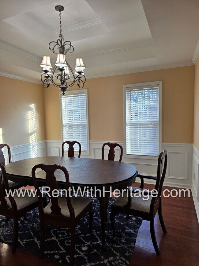 Building Photo - Gorgeous 5 Bd/ 3 Bath Including Full Finished Basement/ Spacious Yard with RV Parking/ Small Subd...