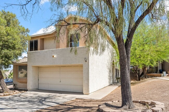 Building Photo - 2616 W Kassandra Pl