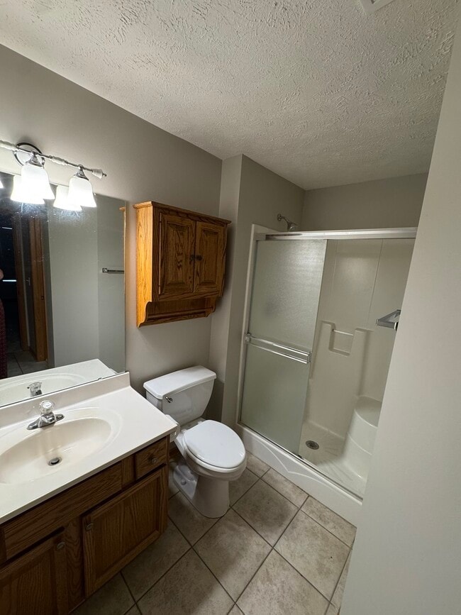 Building Photo - 921 Kelly Ln