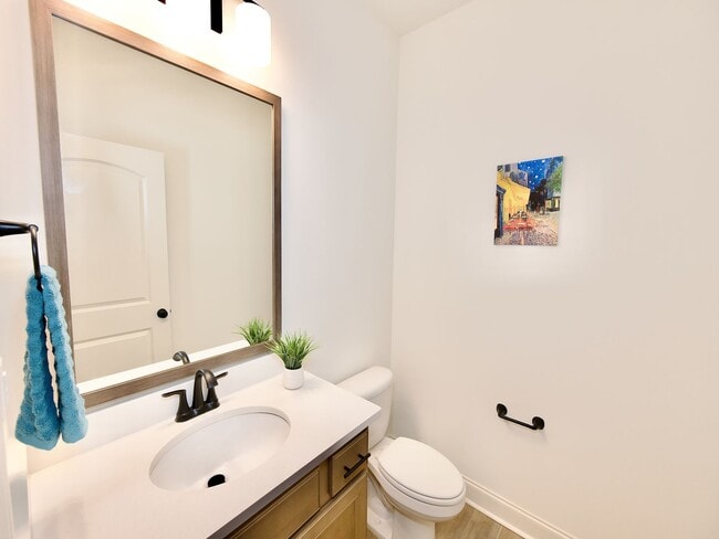 Building Photo - Gorgeous property in the highly sought aft...