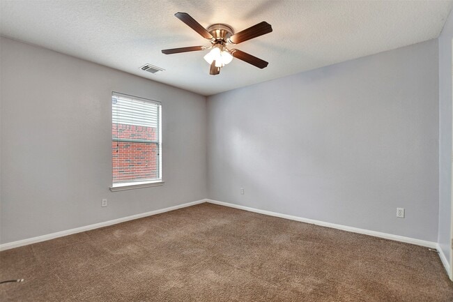 Building Photo - 12319 Chute Forest Ct