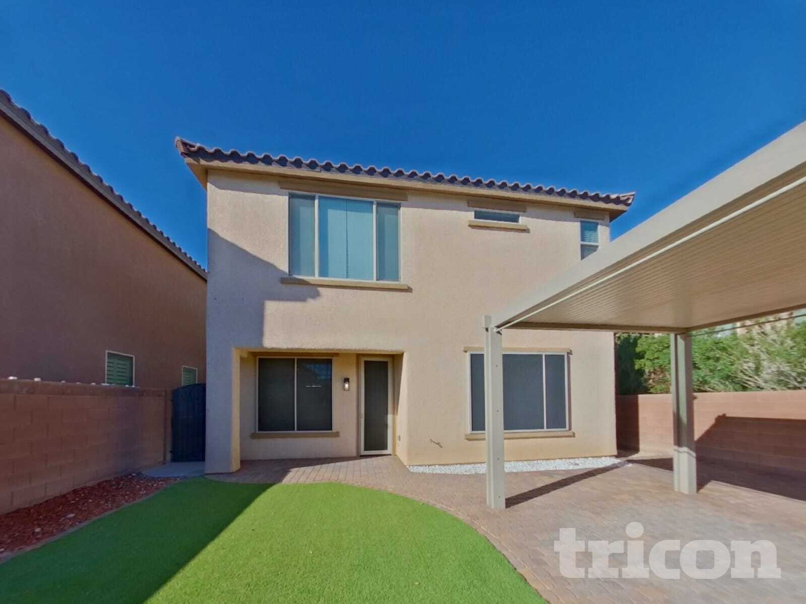 Building Photo - 10250 Copalito Dr