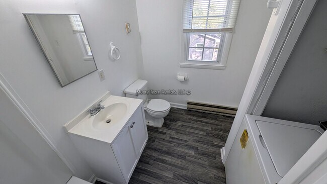 Building Photo - Cedar Hill Cir - Duplex