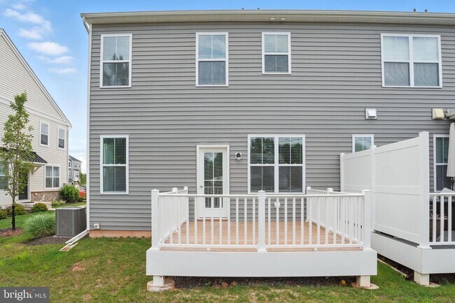 Building Photo - 66 Ironwood Dr