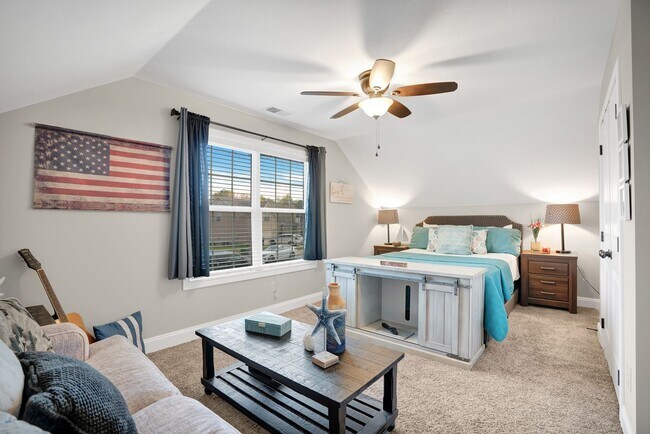 Building Photo - 456 Woodtrace Dr
