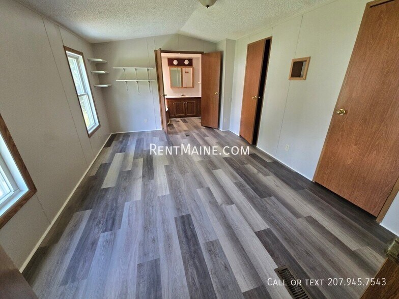 Building Photo - 71 Sweet Fern Dr