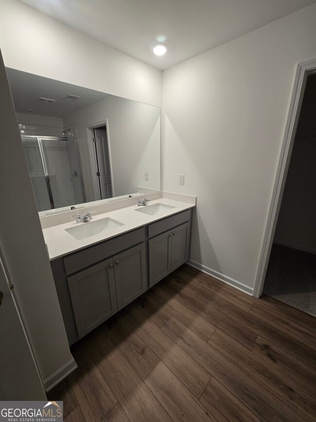 Building Photo - 130 Rolling Mdw Wy