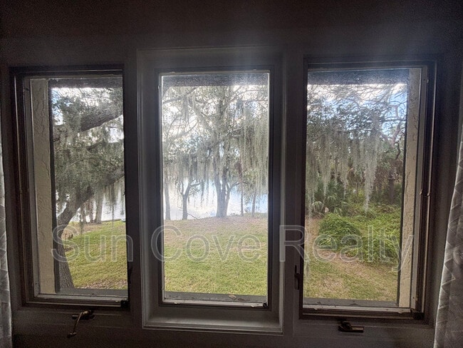 Building Photo - 4518 Ascot Cir S