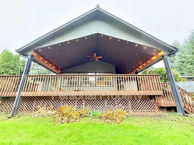 Building Photo - 16205 NE Leaper Rd