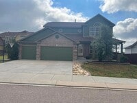 Building Photo - 8021 Lodi Ln