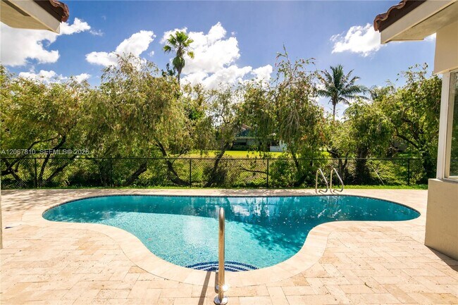 Building Photo - 3799 Lancewood Dr