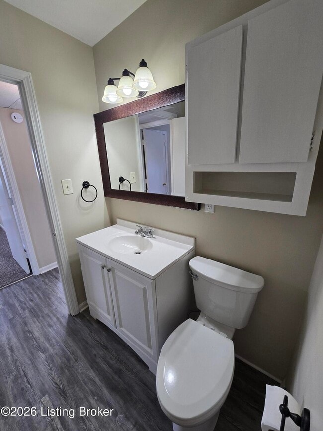 Building Photo - 214 Alpha Ave